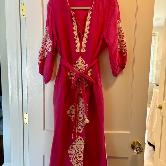 Elegant Pink Embroidered Midi Dress - Picture 6 of 7